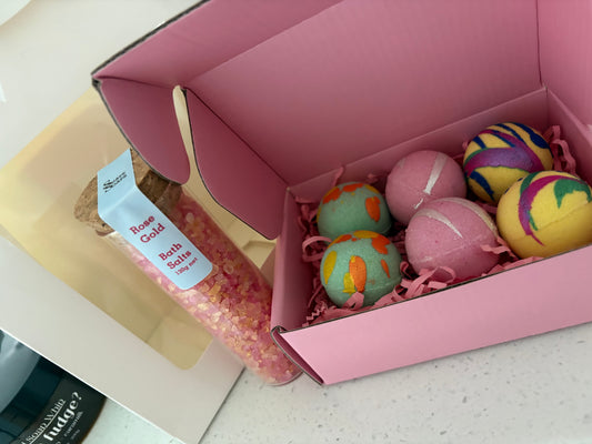 The Ultimate Glow Bath Soak Bundle gift set by ByGeorgee