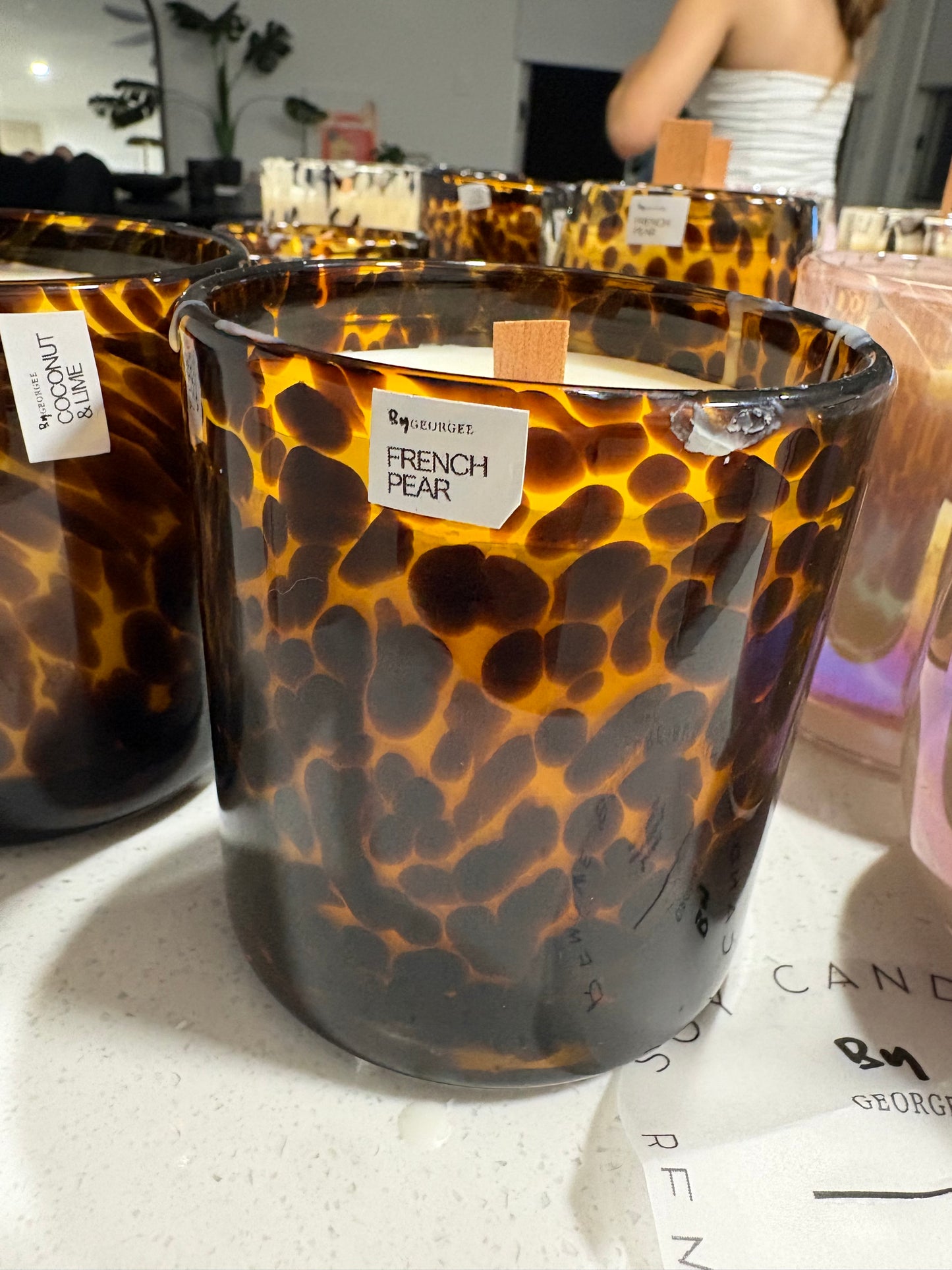Tortoiseshell
 VOGUE L