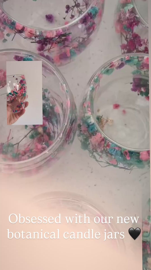 Whimsical floral in babysbreath M